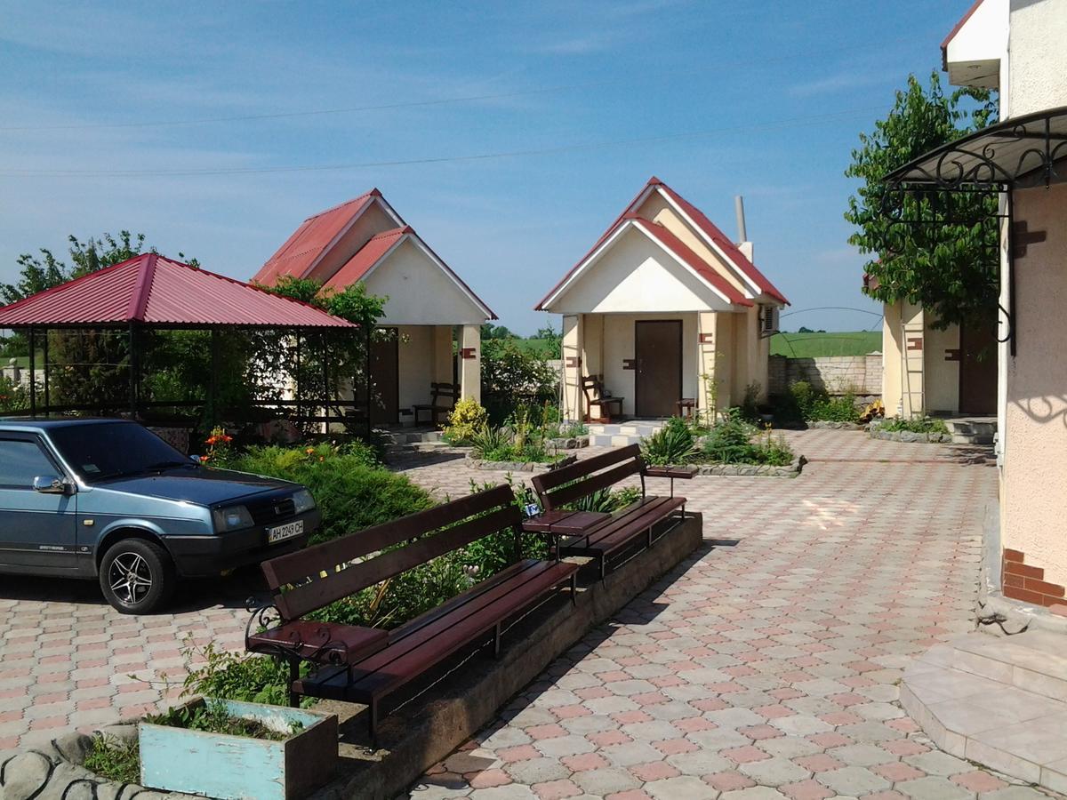 Мотель Beregynya Yuzhnoukrainsk Экстерьер фото